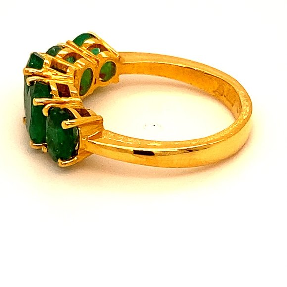 Emerald 3.60ct Solid 22K Yellow Gold Ring - Picture 8 of 9